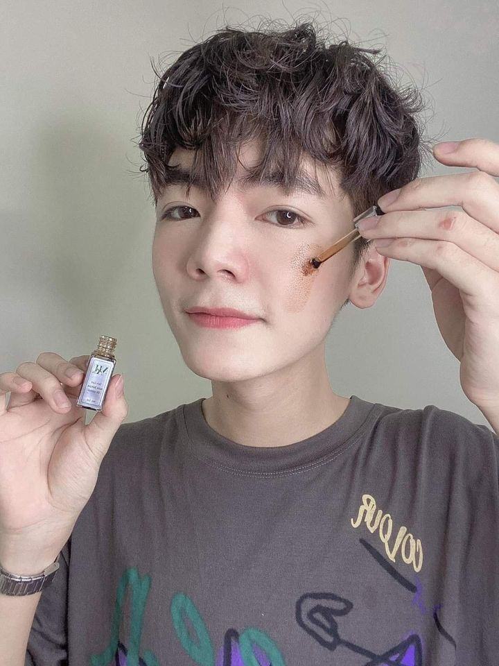Điểm lại các nam thần nhà trị mụn quốc dân Dr.Mai