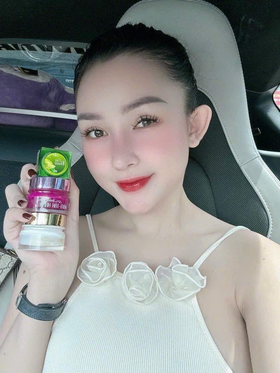 COMBO KEM FACE SON GROUP NGUYỄN TIÊN