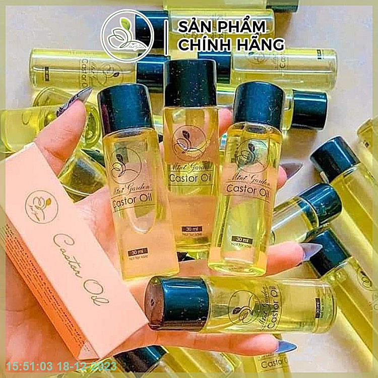 Sản phẩm Mini Garden Castor Oil là dòng sản phẩm tẩy trang chuyên biệt dành cho mắt và môi