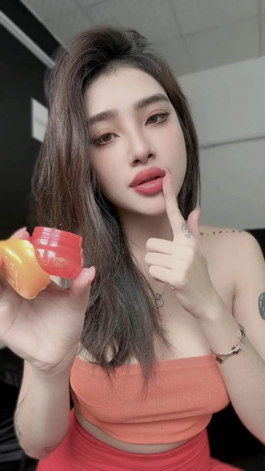 Combo Son Dưỡng Sáp Ong Kích Hồng Môi Lipstick Son Cosmetic