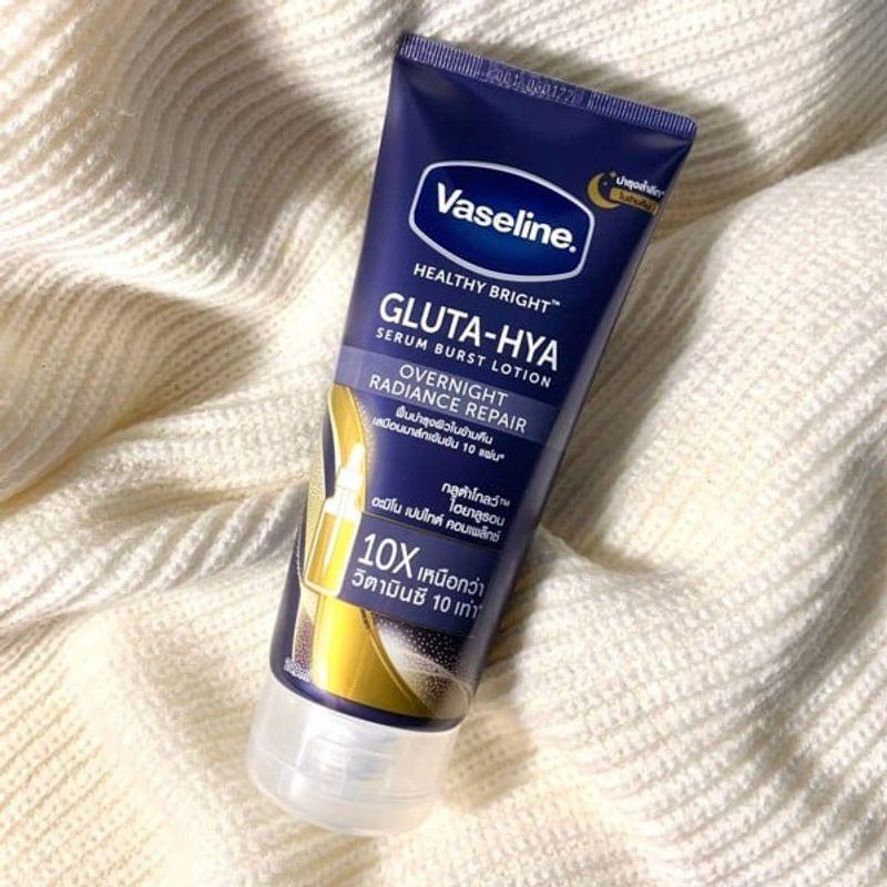 Kem Dưỡng Thể Vaseline Màu Xanh 10X Gluta Hya Overnight Thái Lan