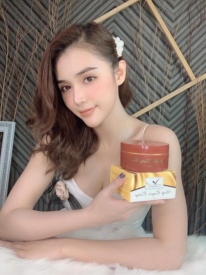Kem body thượng lưu VIP white tạo lớp make up nhẹ nhàng cho da